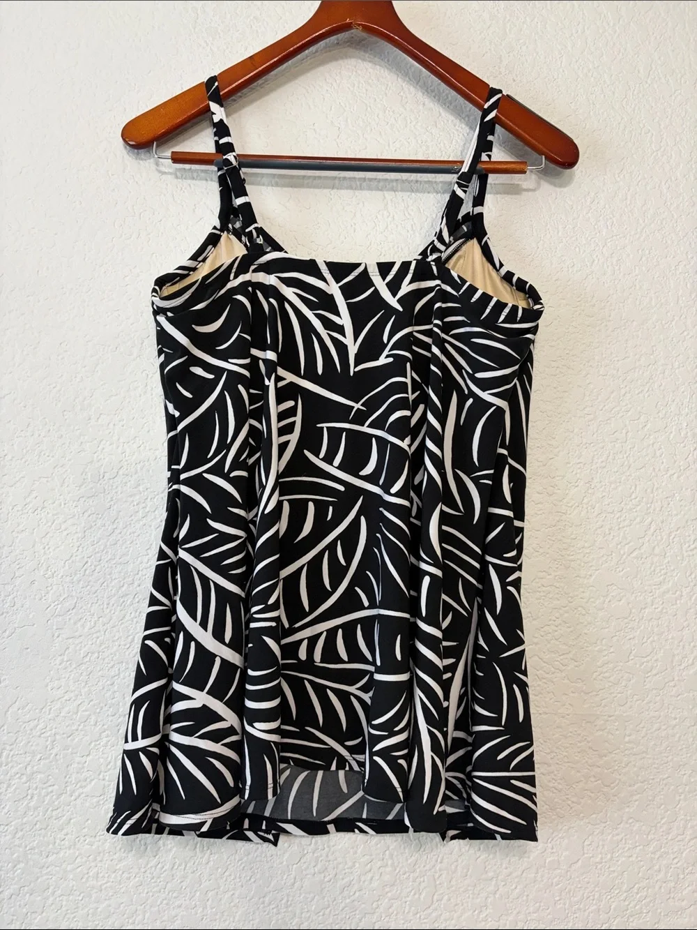 Miraclesuit Leaf Knot Tankini Swim Top